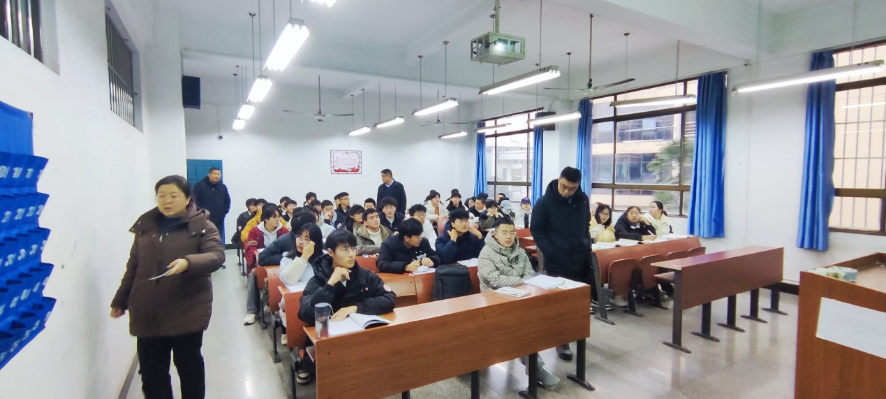 说明: D:\我的文档\Documents\Tencent Files\17177506\nt_qq\nt_data\Pic\2025-02\Ori\60535a5d99eca593dd0c797bd2251a9b.jpg