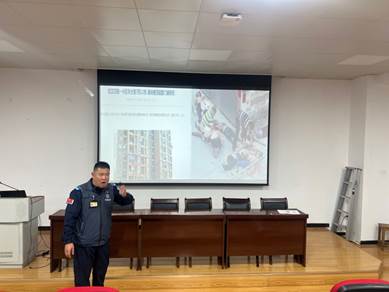 说明: C:\Users\Administrator\Desktop\2024年图片\2024.10.21消防讲座\IMG_6197.JPG