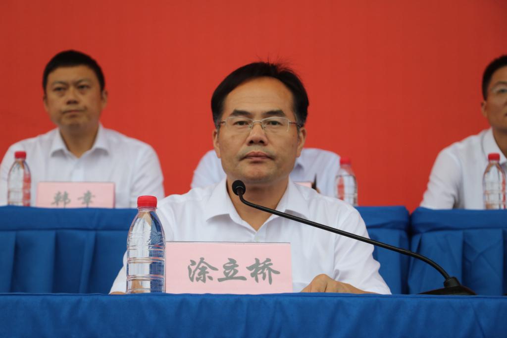 说明: http://www.hbpu.edu.cn/__local/C/4D/9B/81209A2FB90E658A529D0C743DC_B8E95B69_BEAE.png